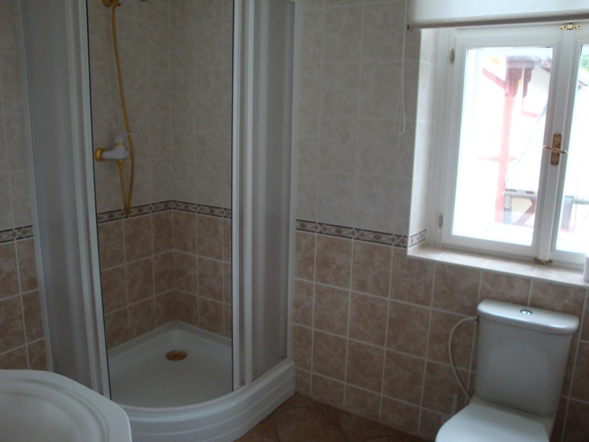 Lazne Evzenie Hotell Klášterec nad Ohří Rum bild