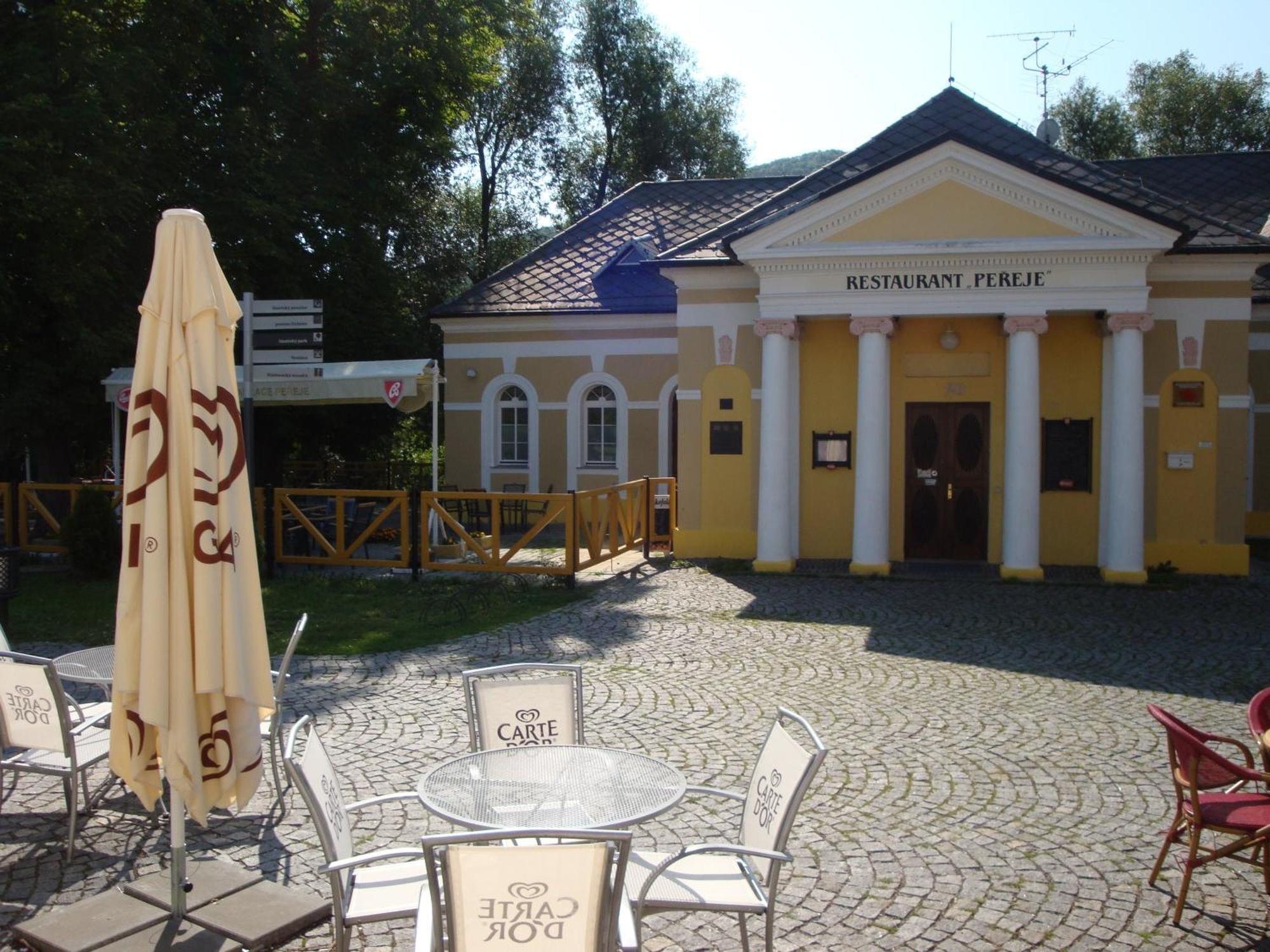 Lazne Evzenie Hotell Klášterec nad Ohří Exteriör bild